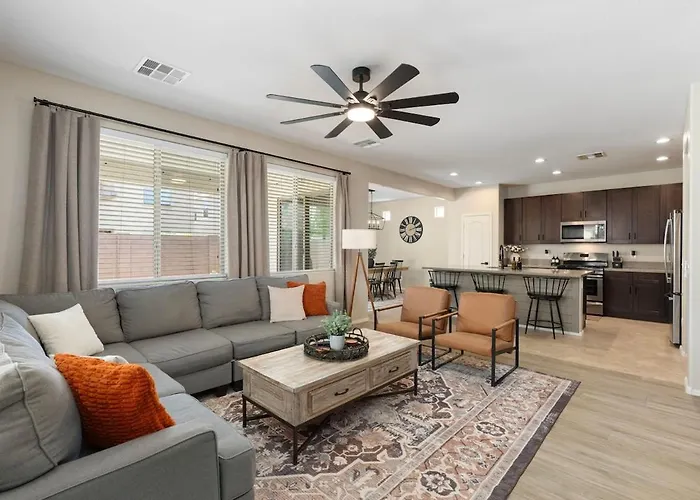 Epic Game Room, 2 Pools, Near Az Athletic Grounds Holiday home Gilbert